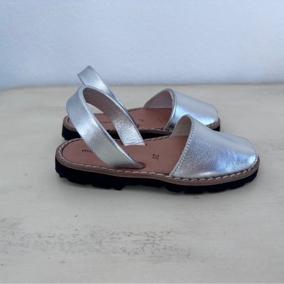 Minorquines Kids Silver Sandals - Picture 3 of 4